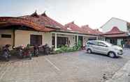 Bangunan 4 OYO 90676 Oryza Hotel