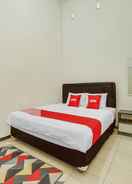 BEDROOM OYO 90684 Happy Homestay Syariah