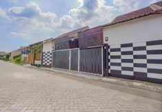 Exterior 5 OYO 90684 Happy Homestay Syariah