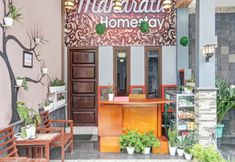 로비 7 OYO 90687 Maharatu Homestay