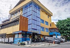 Exterior 4 Super OYO 90692 Point Hostel