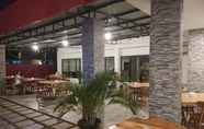 Bar, Kafe, dan Lounge 6 Sunnyday Inn Merauke