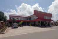 Exterior Sunnyday Inn Merauke