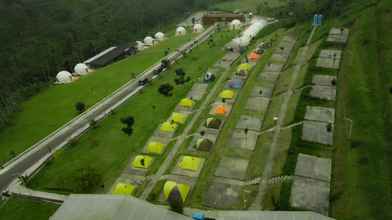 Điểm tham quan lân cận 4 Tent at Lembah Indah Glamping Resort