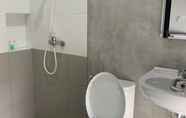 Toilet Kamar 6 Cozy Puri