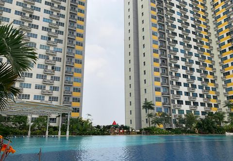 Swimming Pool Apartment Springlake Summarecon Bekasi By MDN PRO