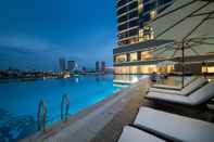 Swimming Pool Wonder Combo - Vinpearl Condotel Riverfront Da Nang