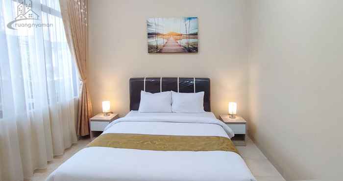 Bedroom Atmosfer Guest House Sentul By Ruang Nyaman