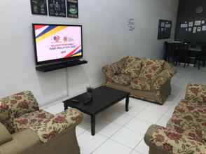 Lobby 4 OYO Home 90359 Homestay Bandar Putra 2