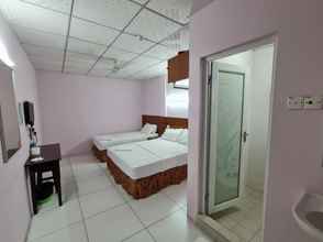 Kamar Tidur 4 Aristo Hotel 81