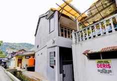 Exterior 4 SPOT ON 90701 Kost Syariah Deris