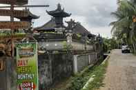 ภายนอกอาคาร OYO 90714 Umah Pande Tabanan Near Tanah Lot