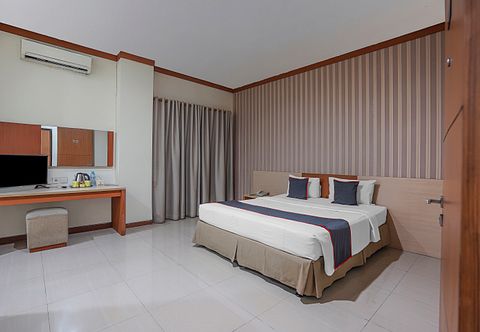 Bedroom Collection O 90724 Hotel Sinar Sidoarjo