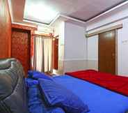 Bedroom 5 Inkubus Gateway Apartment Ahmad Yani
