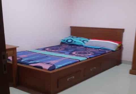 Bedroom OYO 90734 Konzo Kostel Syariah Malang