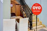 Lobby OYO 90738 Griya Dara