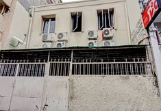 외관 4 OYO 90743 Kartini Populer