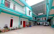 Luar Bangunan 7 OYO 90752 Ridho Guest House Syariah