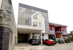 Exterior 3 OYO 90750 Griyapram Hotel Syariah