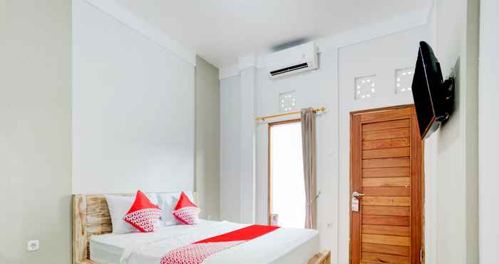 Bedroom OYO 90756 Melasti Hills Room & Cafe