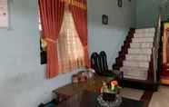 Lobby 7 OYO 90770 Wisma Rima Melati