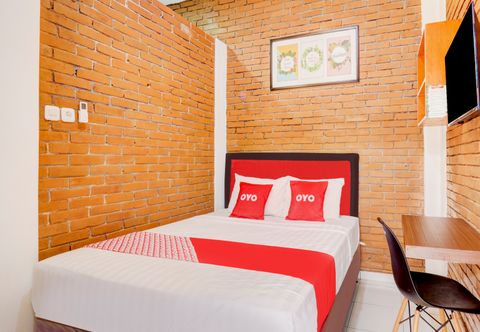 Kamar Tidur OYO 90758 D Kost In Kandri Semarang Syariah