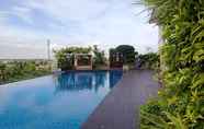 Kolam Renang 3 Apartement Springwood By LiviRooms Tangerang