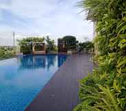 Swimming Pool 3 Apartement Springwood By LiviRooms Tangerang