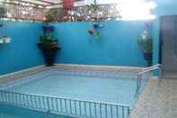 Swimming Pool Homestay Sekar Arum