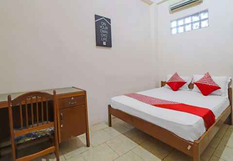 Bedroom OYO 2899 Ardilia Bandara Syariah