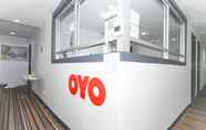 Lobi 5 SUPER OYO 90345 Tm Hotel