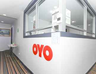 Lobi 2 SUPER OYO 90345 Tm Hotel