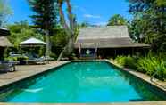 Swimming Pool 2 Chanteak Bali