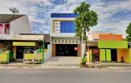 Luar Bangunan 2 OYO 90767 Gm Guest House