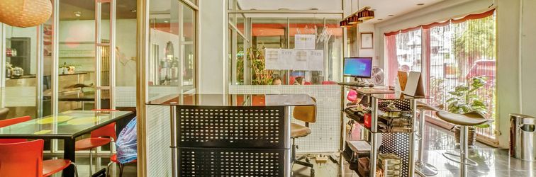 Lobby OYO Flagship 90759 Beatrix Apartment