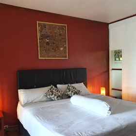 Bedroom 7 Amban Beach House, Manokwari Port Hotels
