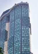 EXTERIOR_BUILDING Sky Suites with KLCC Twin Tower View by iRent365