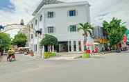 Luar Bangunan 2 Super OYO Collection O 90774 Homi Stay