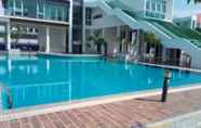 Swimming Pool 5 MyHome Kayangan Villa Mlk C8