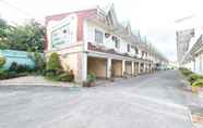 Exterior 2 RedDoorz @ 77 Travellers Inn Malolos Bulacan