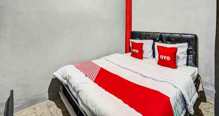 Kamar Tidur OYO 90799 Griyo Sonia