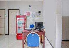 Lobby 7 OYO Flagship 90789 Genteng Residence