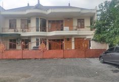 Exterior 2 OYO 90803 Cc1 Residences Family