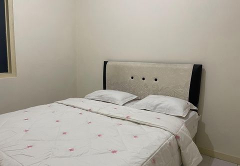 Kamar Tidur OYO 90812 Hayza Residence Syariah 