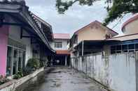 ภายนอกอาคาร OYO 90812 Hayza Residence Syariah 