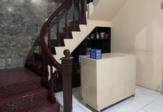 Lobi 7 OYO 90812 Hayza Residence Syariah 