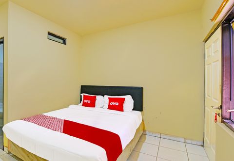 Bedroom OYO 90817 Elite Star Tukad Badung