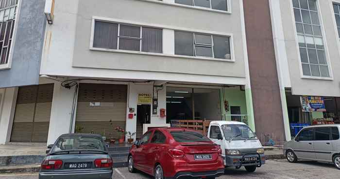 Bangunan SUPER OYO 90380 Hotel Jasin