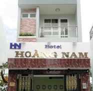 Bên ngoài 3 Hoang Nam Hotel HCM