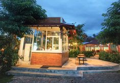 バー、カフェ、およびラウンジ 4 Alaya Homestay